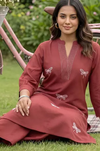 women ethnic motifs embroidered regular thread work cotton kurta with trousers