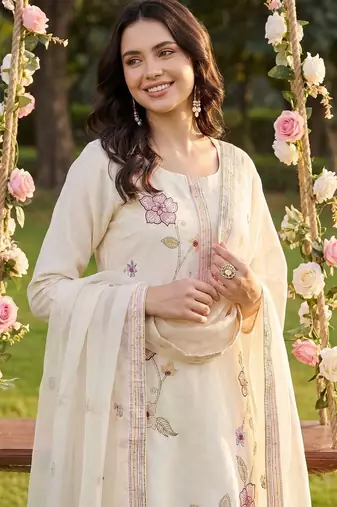 women floral embroidered regular thread work kurta with trousers & with dupatta