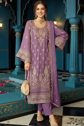 women ethnic motifs embroidered regular kurta with trousers & with dupatta