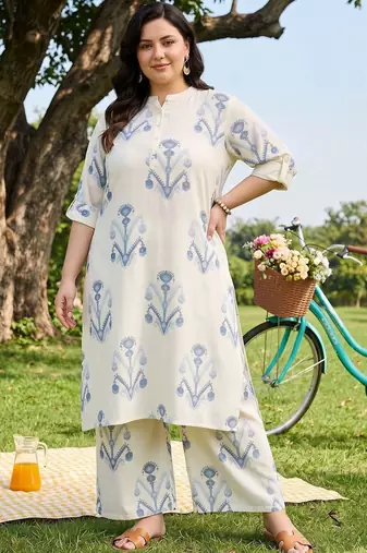 women ethnic motifs printed regular kurta with palazzos