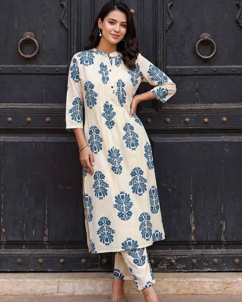 women floral printed regular cotton kurta with trousers