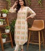 women ethnic motifs printed regular cotton kurta with trousers