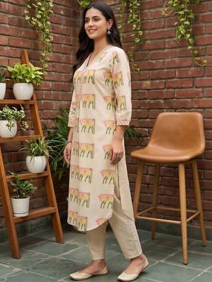 women ethnic motifs printed regular cotton kurta with trousers 3