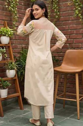 women ethnic motifs printed regular cotton kurta with trousers