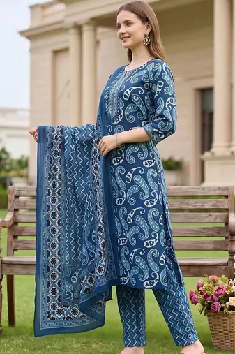 women paisley printed regular thread work cotton kurta with trousers & with dupatta