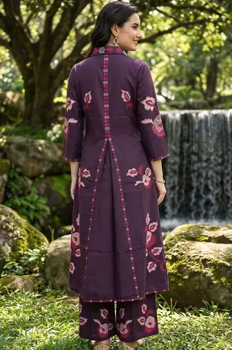 women floral printed regular cotton kurta with palazzos