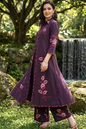 women floral printed regular cotton kurta with palazzos