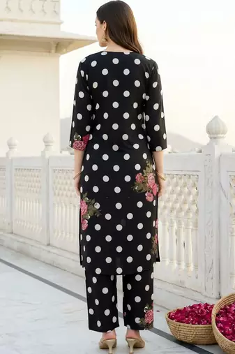 women floral printed regular cotton kurta with trousers