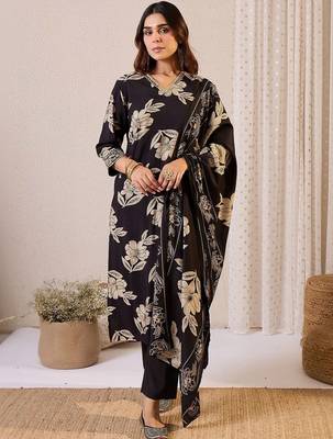 women floral printed regular chanderi silk kurta with trousers & with dupatta 1