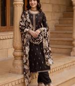 women ethnic motifs embroidered regular thread work kurta with trousers & with dupatta