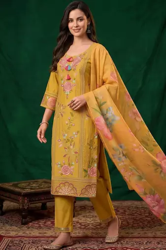 women floral embroidered regular thread work kurta with trousers & with dupatta