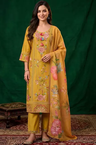 women floral embroidered regular thread work kurta with trousers & with dupatta