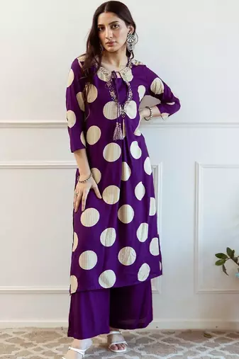 women printed regular thread work kurta with palazzos