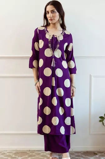 women printed regular thread work kurta with palazzos