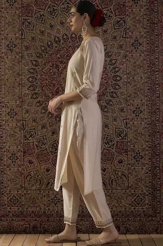 women ethnic motifs embroidered regular thread work liva kurta with trousers