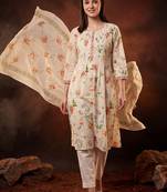 women floral printed regular cotton kurta with trousers & with dupatta