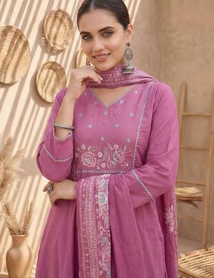 women ethnic motifs embroidered regular thread work cotton kurta with trousers & with dupatta 6