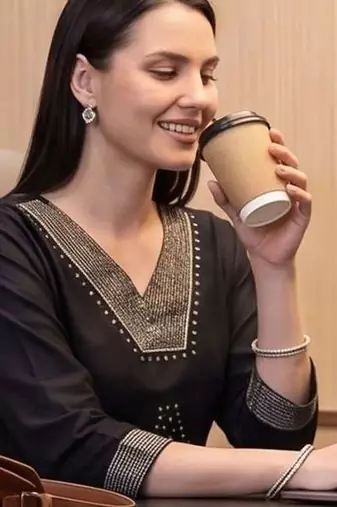women ethnic motifs embroidered regular thread work kurta with trousers