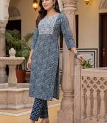 women ethnic motifs printed regular thread work cotton kurta with trousers