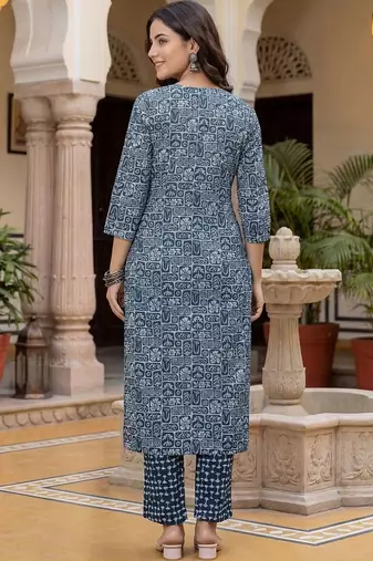 women ethnic motifs printed regular thread work cotton kurta with trousers