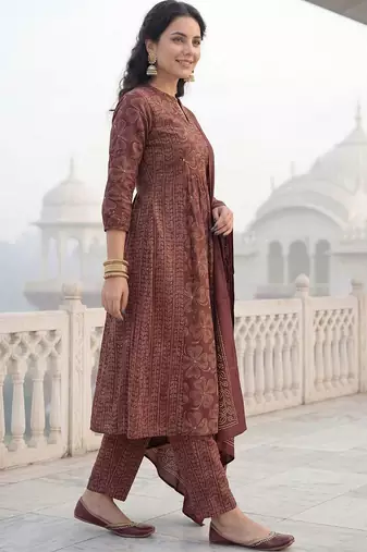 women ethnic motifs printed regular cotton kurta with trousers & with dupatta