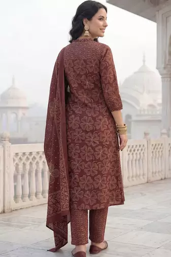 women ethnic motifs printed regular cotton kurta with trousers & with dupatta