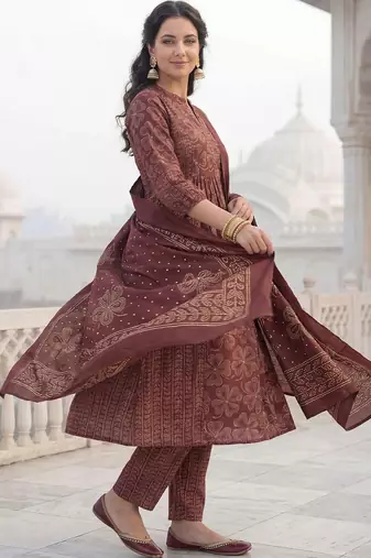 women ethnic motifs printed regular cotton kurta with trousers & with dupatta