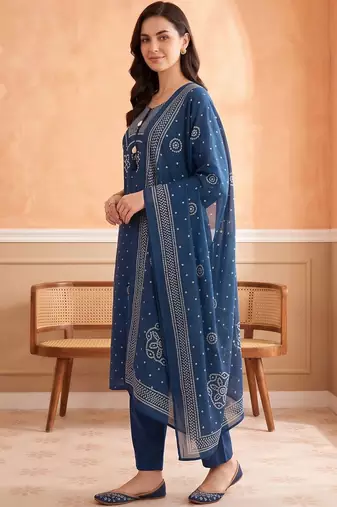 women ethnic motifs printed regular cotton kurta with trousers & with dupatta