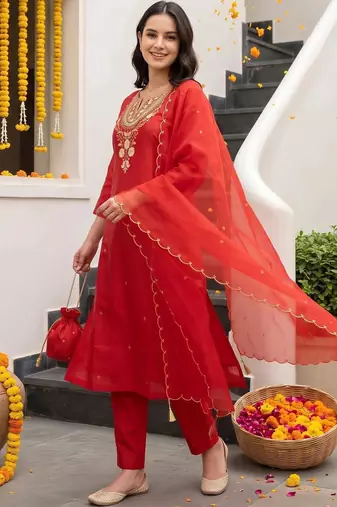 women ethnic motifs embroidered regular kurta with trousers & with dupatta