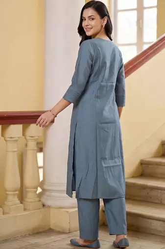 women floral embroidered regular thread work kurta with trousers