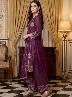 women ethnic motifs embroidered regular thread work kurta with palazzos & with dupatta 3