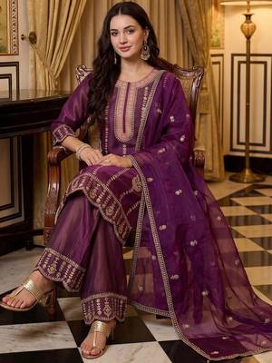 women ethnic motifs embroidered regular thread work kurta with palazzos & with dupatta 5