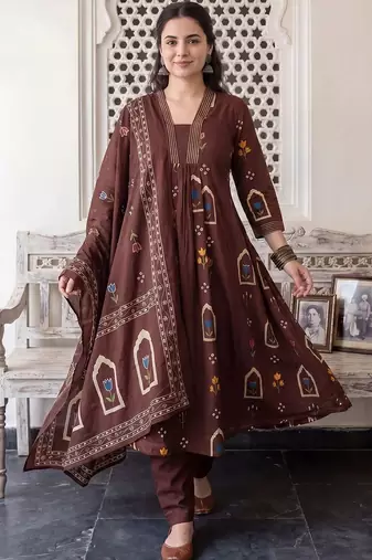 women ethnic motifs printed empire cotton kurta with trousers & with dupatta