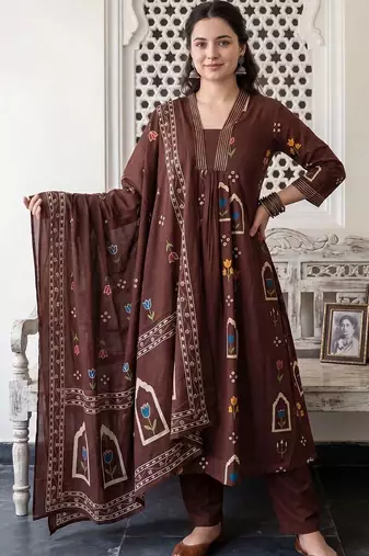 women ethnic motifs printed empire cotton kurta with trousers & with dupatta