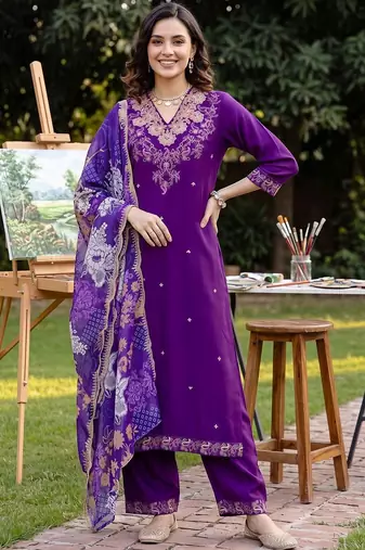 women ethnic motifs embroidered regular kurta with trousers & with dupatta
