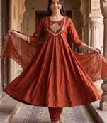 women ethnic motifs embroidered empire kurta with trousers & with dupatta