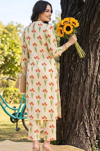 women floral printed regular cotton kurta with trousers