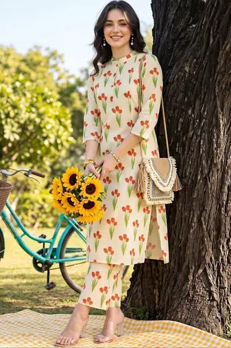 women floral printed regular cotton kurta with trousers