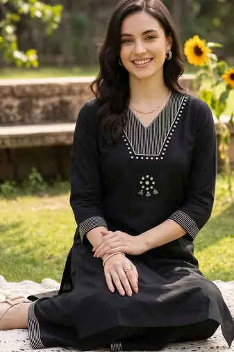 women embroidered regular thread work kurta with palazzos