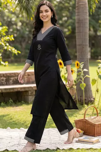 women embroidered regular thread work kurta with palazzos