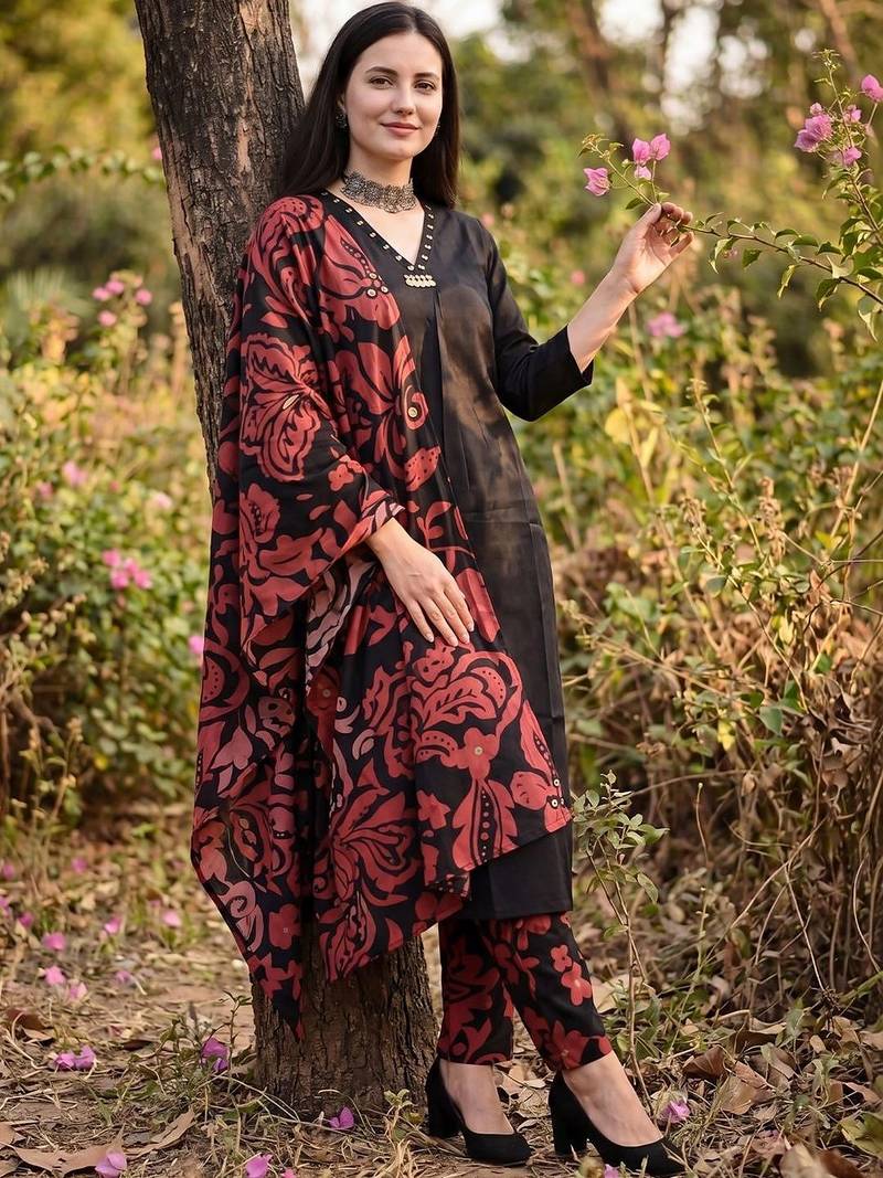women floral regular cotton kurta with trousers & with dupatta
