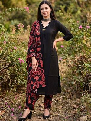 women floral regular cotton kurta with trousers & with dupatta 6