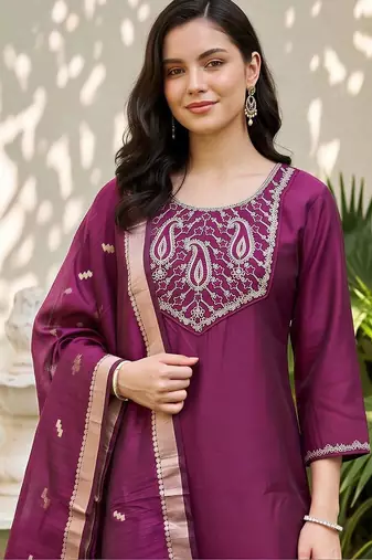 women ethnic motifs embroidered regular thread work kurta with trousers & with dupatta