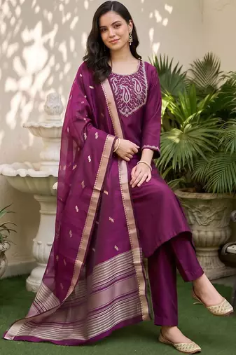 women ethnic motifs embroidered regular thread work kurta with trousers & with dupatta