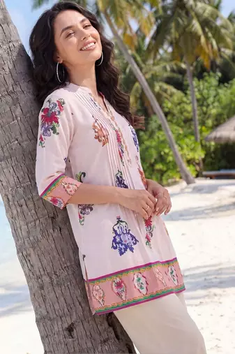 women floral printed pleated cotton kurta with trousers