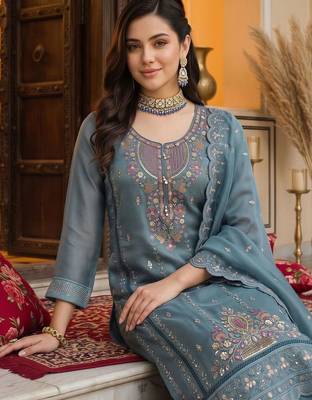 women ethnic motifs embroidered regular thread work kurta with trousers & with dupatta 5