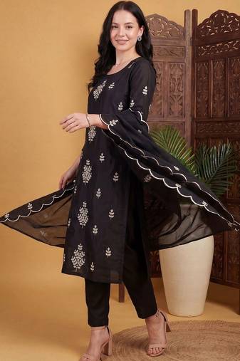 women ethnic motifs embroidered regular thread work kurta with trousers & with dupatta