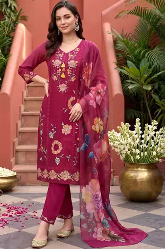 women floral printed regular thread work kurta with trousers & with dupatta