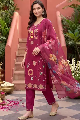 women floral printed regular thread work kurta with trousers & with dupatta