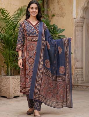 women ethnic motifs printed angrakha cotton kurta with trousers & with dupatta 6